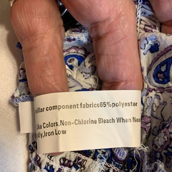 Shein Size Large crop tube top with adjustable spaghetti straps - Picture 6 of 8